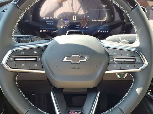 New 2026 Chevrolet Traverse Z71 w/ Enhanced Driving Package image 11