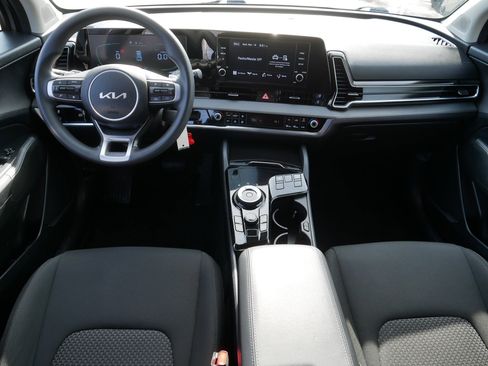 Certified 2023 Kia Sportage LX image 10