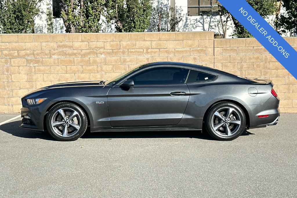 Used 2017 Ford Mustang GT RWD image 7