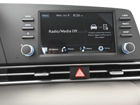 New 2026 Hyundai Elantra SE FWD image 18