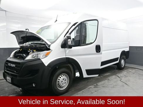 Used 2025 RAM ProMaster 2500 w/ Convenience Group image 40