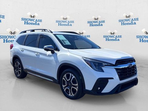 Used 2023 Subaru Ascent Limited w/ Technology Package AWD/4WD image 10