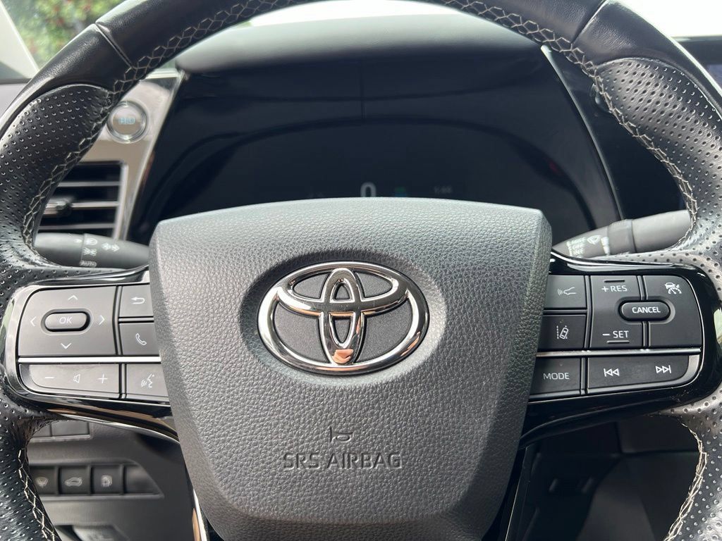 Certified 2022 Toyota Mirai w/ Advanced Technology Package RWD image 35