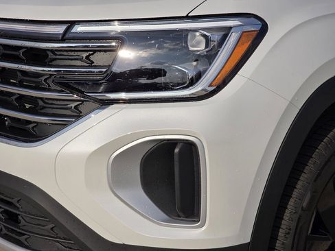 New 2026 Volkswagen Atlas SE FWD image 7