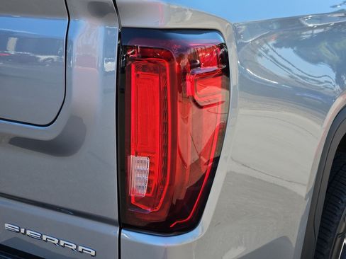 Certified 2023 GMC Sierra 1500 Denali w/ Denali Reserve Package AWD/4WD image 11