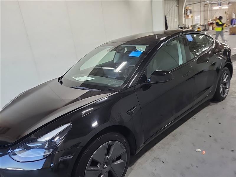 Used 2022 Tesla Model 3 RWD image 3
