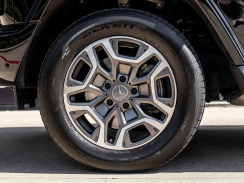Used 2025 Mercedes-Benz G 550 image 13