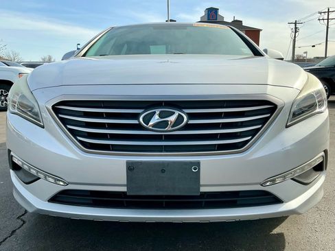 Used 2015 Hyundai Sonata SE image 9