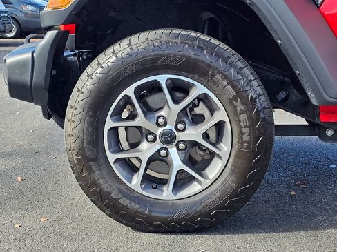 Used 2024 Jeep Wrangler Sport S image 10