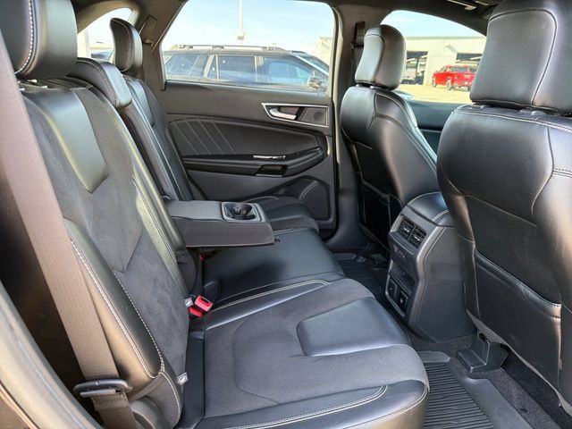 Used 2020 Ford Edge ST w/ Equipment Group 401A AWD/4WD image 26