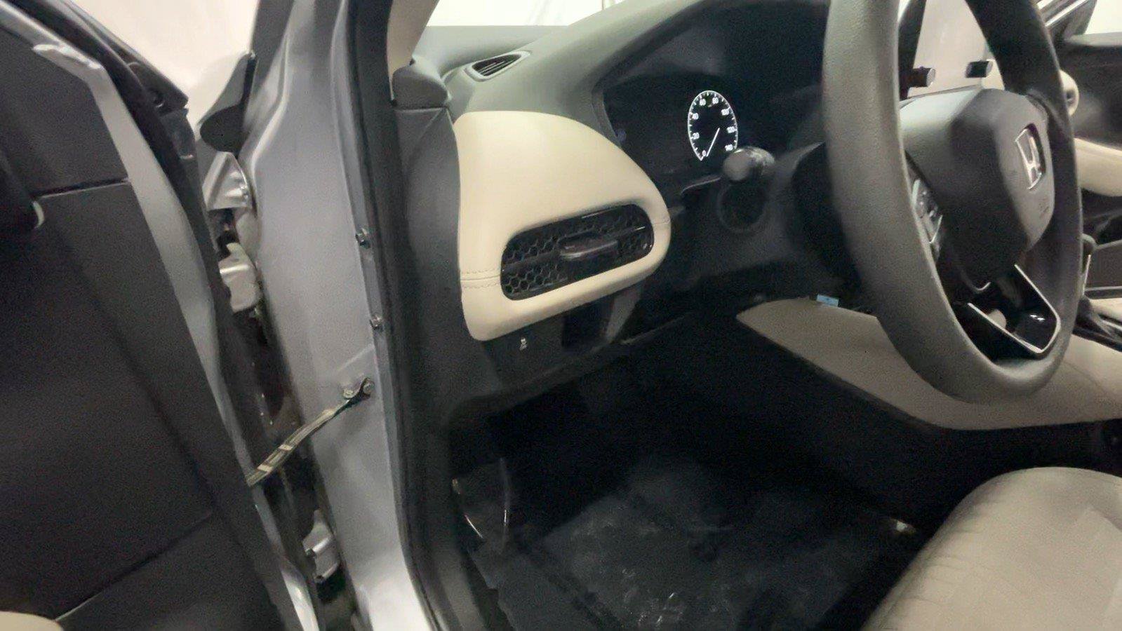 Used 2023 Honda HR-V LX image 34