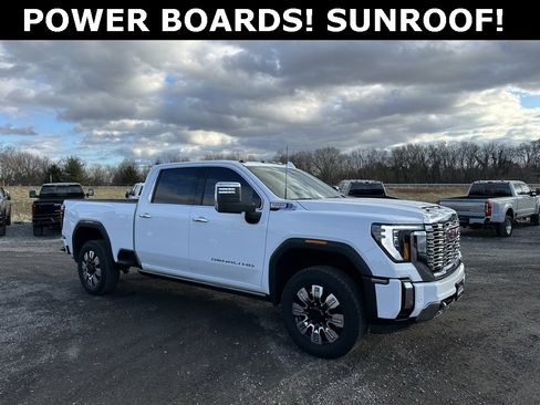 Used 2024 GMC Sierra 2500 Denali image 1