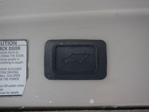 Used 2005 Lexus RX 330 FWD image 20