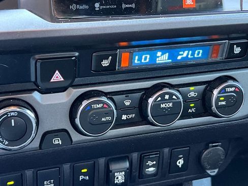 Certified 2019 Toyota Tacoma TRD Pro AWD/4WD image 23