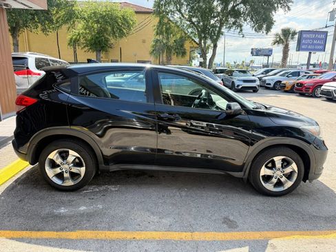Used 2018 Honda HR-V LX image 4
