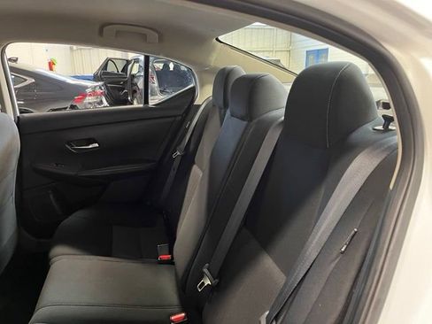 Used 2023 Nissan Sentra SV FWD image 18
