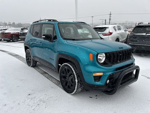 Used 2022 Jeep Renegade Altitude w/ Convenience Group image 1