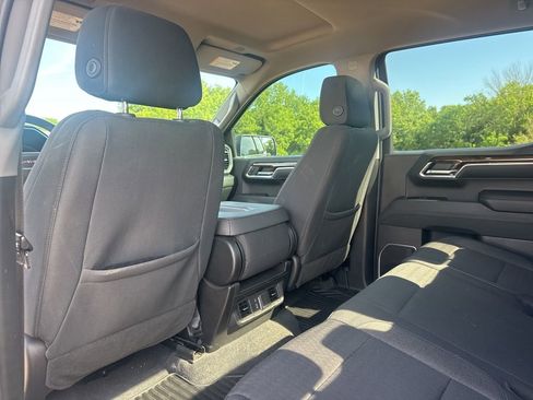 Used 2024 GMC Sierra 1500 Elevation AWD/4WD image 9