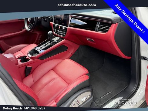 Used 2022 Porsche Macan S AWD/4WD image 17