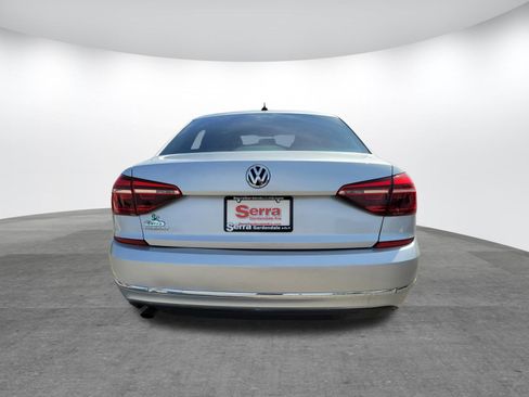 Used 2017 Volkswagen Passat 1.8T S image 19