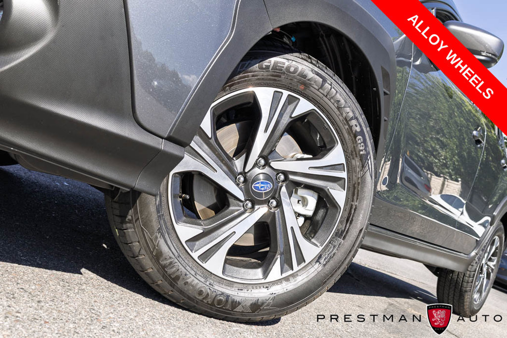 Used 2025 Subaru Crosstrek 2.5i Premium AWD/4WD image 11