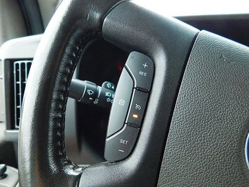 Used 2023 GMC Savana 2500 Extended w/ Driver Convenience Package image 15