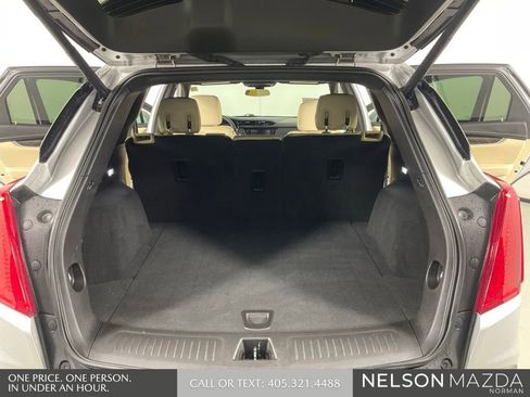 Used 2017 Cadillac XT5 FWD image 14