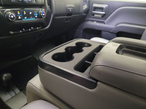 Used 2019 Chevrolet Silverado 1500 W/T AWD/4WD image 26