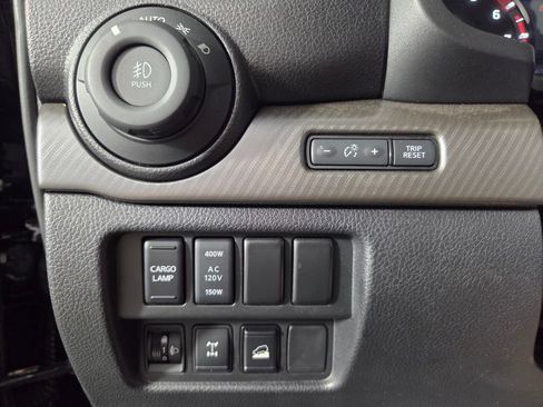 Used 2024 Nissan Titan PRO-4X w/ Off Road Protection Package AWD/4WD image 18