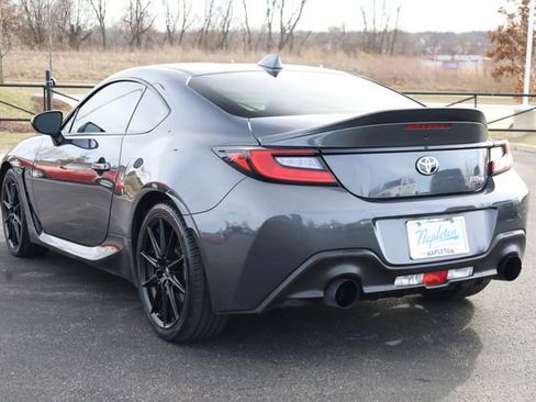 Used 2023 Toyota GR86 Premium image 6