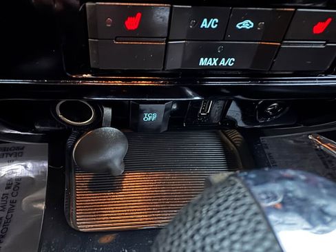 Used 2011 Ford Escape Limited w/ 302A Rapid Spec Order Code image 30