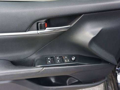 Used 2019 Toyota Camry XSE w/ Driver Assist Package image 4