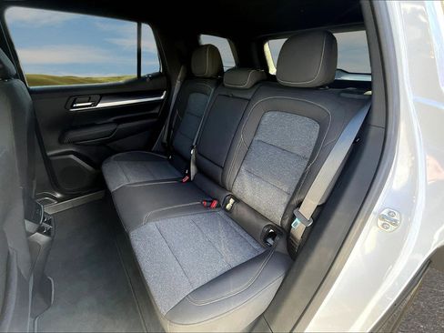 Used 2025 GMC Terrain Elevation image 14