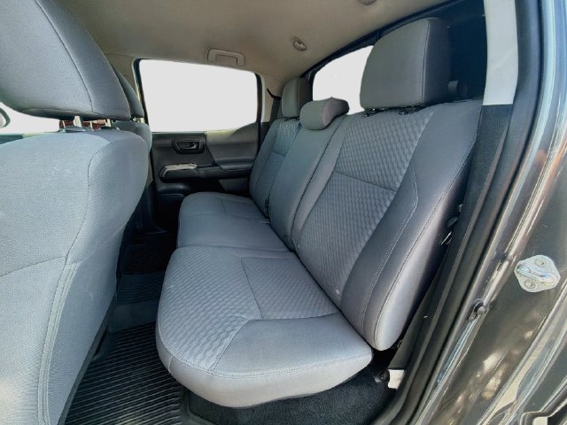 Used 2021 Toyota Tacoma SR5 RWD image 23