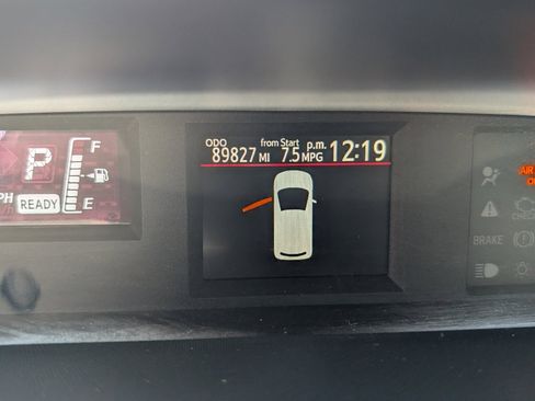 Used 2016 Toyota Prius C Two w/ Preferred Accessory Package image 19