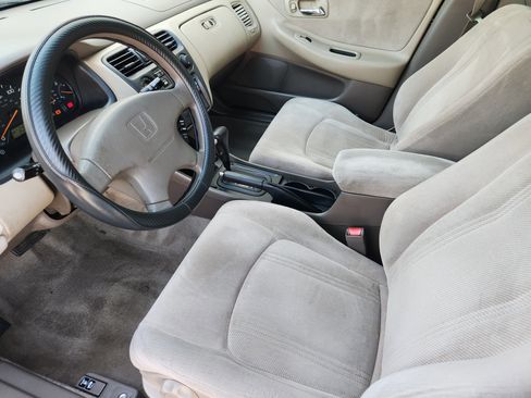 Used 1999 Honda Accord LX image 7