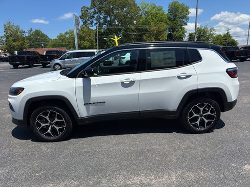 New 2026 Jeep Compass Limited AWD/4WD image 6