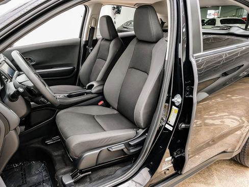 Used 2022 Honda HR-V EX image 4