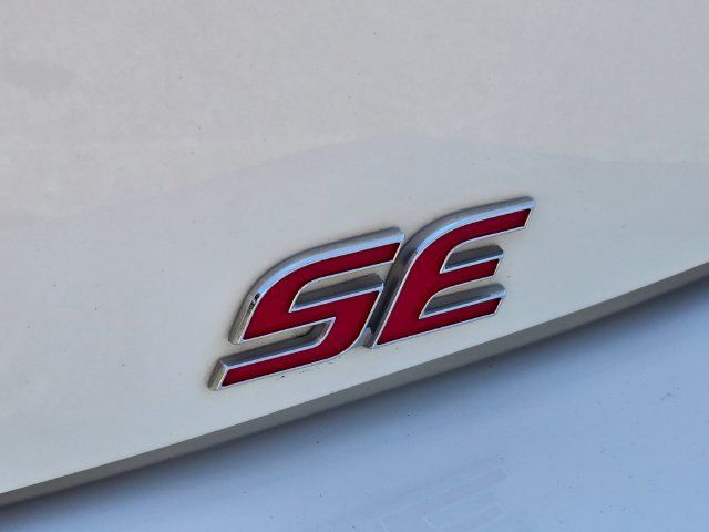 Used 2025 Toyota Corolla SE FWD image 16