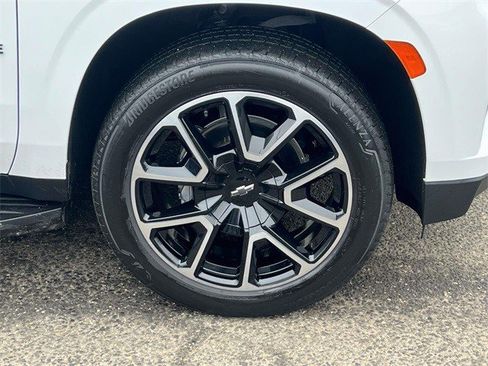 Certified 2022 Chevrolet Tahoe RST w/ Sport Performance Package image 10