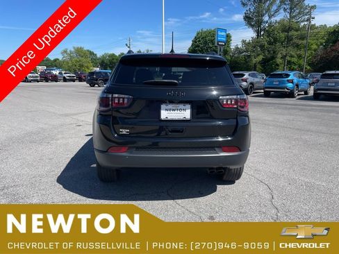Used 2022 Jeep Compass Latitude AWD/4WD image 39