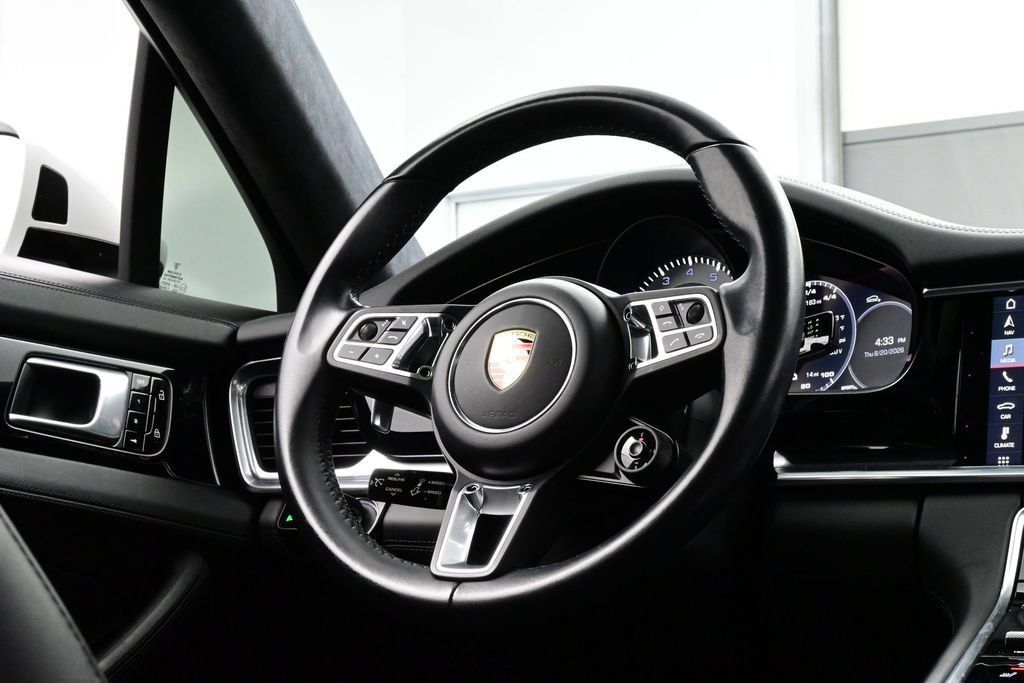 Certified 2019 Porsche Panamera Turbo S w/ Premium Package Plus AWD/4WD image 21