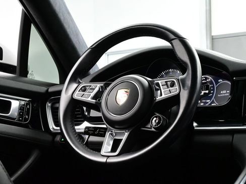Certified 2019 Porsche Panamera Turbo S w/ Premium Package Plus AWD/4WD image 21