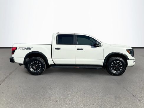 Used 2023 Nissan Titan PRO-4X w/ Pro-4x Convenience Package AWD/4WD image 8