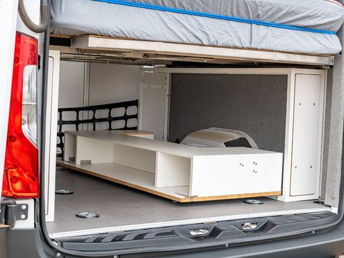 Used 2019 Mercedes-Benz Sprinter 4x4 144 image 26