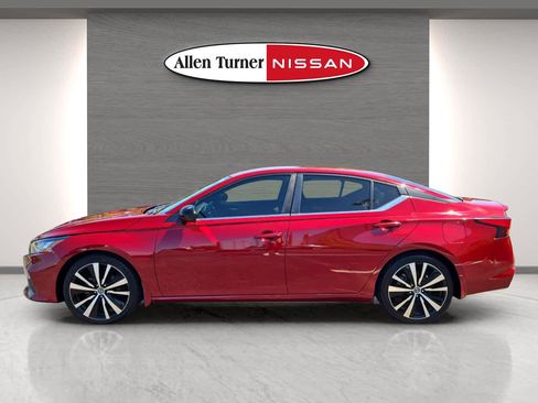Used 2021 Nissan Altima 2.5 SR image 10