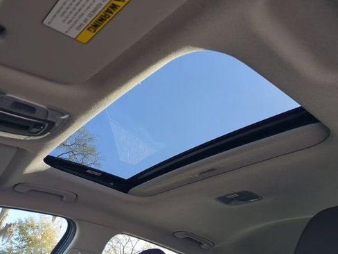 Used 2024 Hyundai Elantra SEL w/ Convenience Package image 18