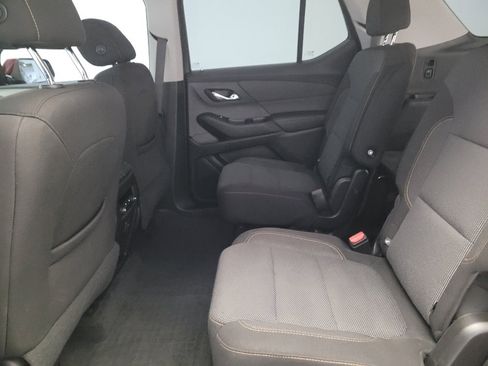 Used 2019 Chevrolet Traverse LT w/ LPO, Floor Liner Package AWD/4WD image 18