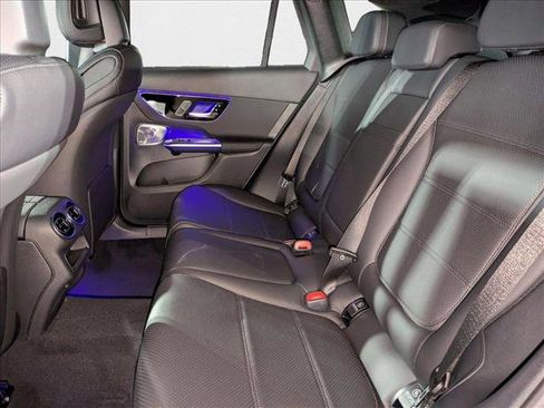 New 2025 Mercedes-Benz GLC 300 image 17