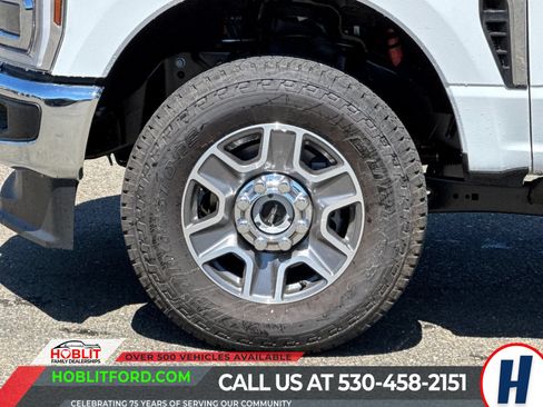 New 2026 Ford F350 Lariat w/ FX4 Off-Road Package AWD/4WD image 31